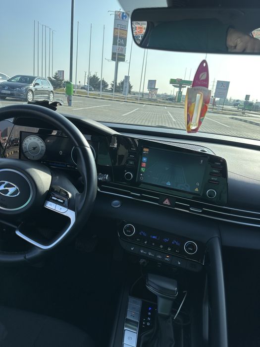 Vand Hyundai Elantra 2022