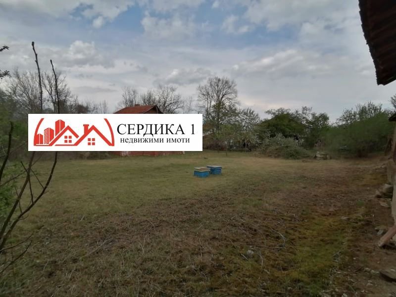 Продава се Парцел в с. Четирци, Област Кюстендил - 800 кв.м за 23 €/кв.м - Снимка #3