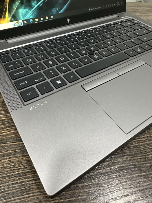 мощный 8-ядерный i7 ноутбук Hp Zbook Firefly 14 G8, для графики и игр