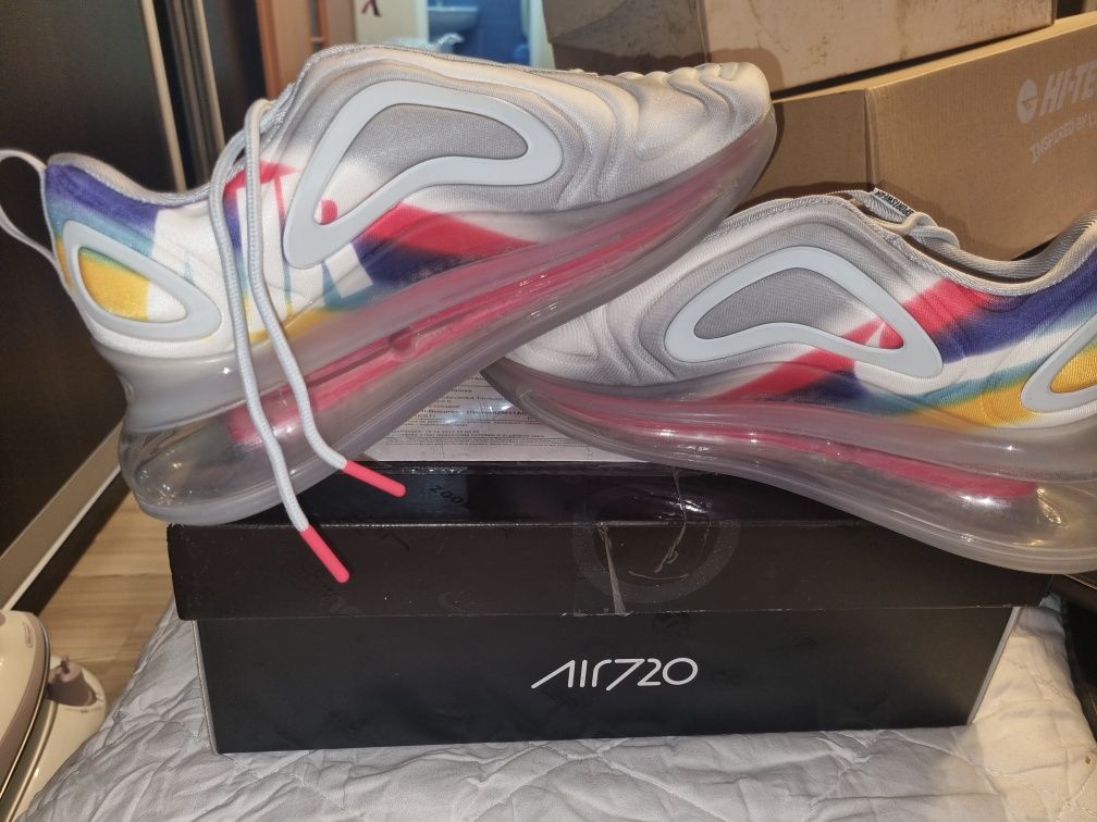 Adidasi  Nike Air Max 720 Wmn
(wolf grey/teal nebula red orbit white)