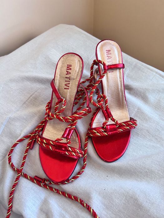 все по 100 тысяч