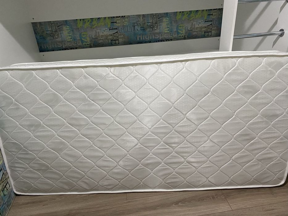 продаю мастрас новый покула сегодня не подшел по размеру