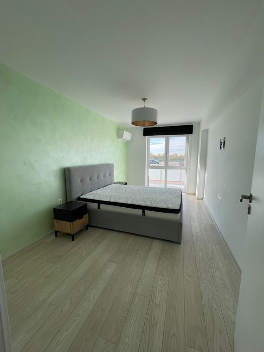 De închiriat apartament cu 2 camere