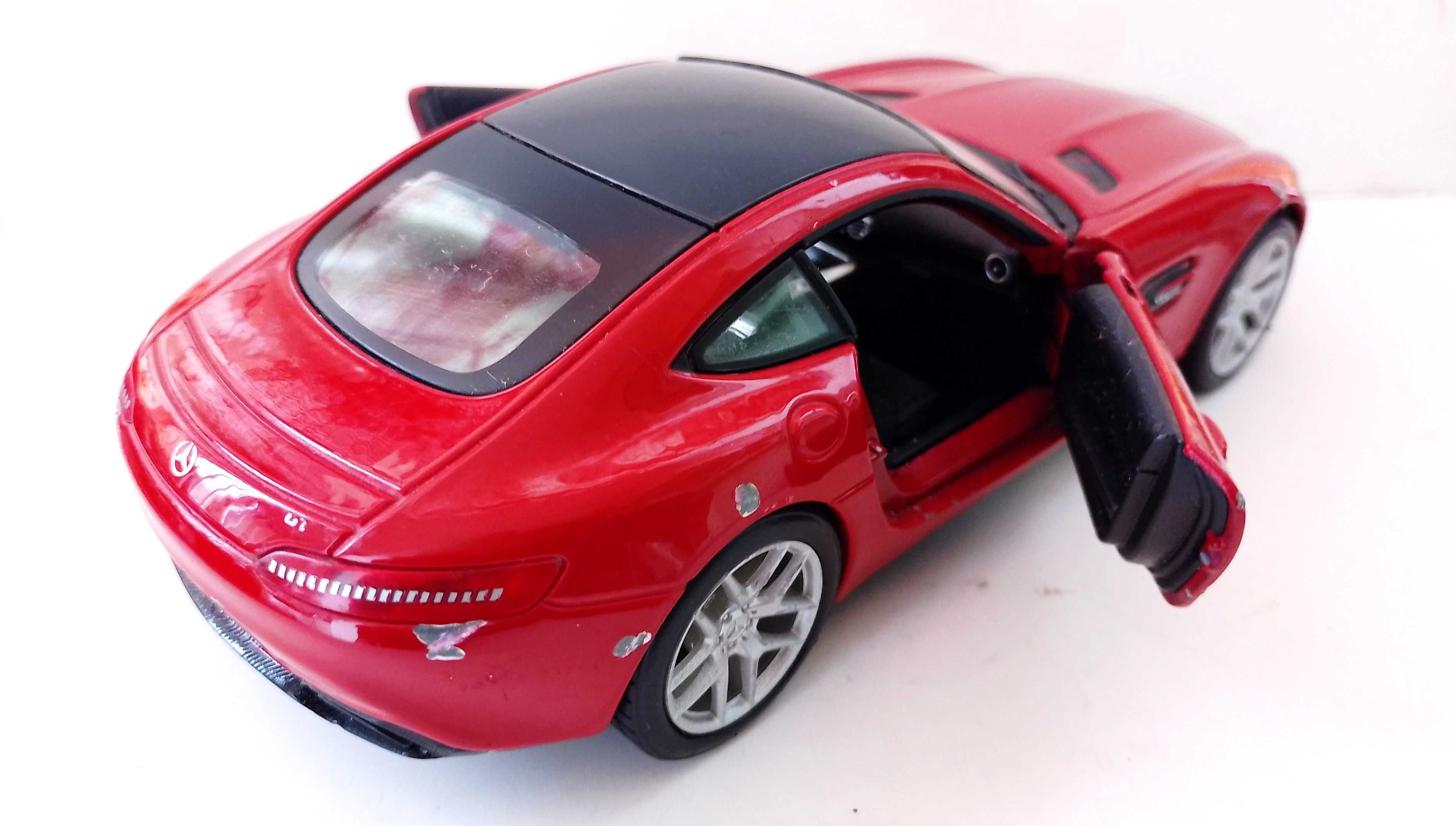 Chrysler, Ford F-350, Lamborghini, Mercedes AMG GT, PAJERO, Alfa 156