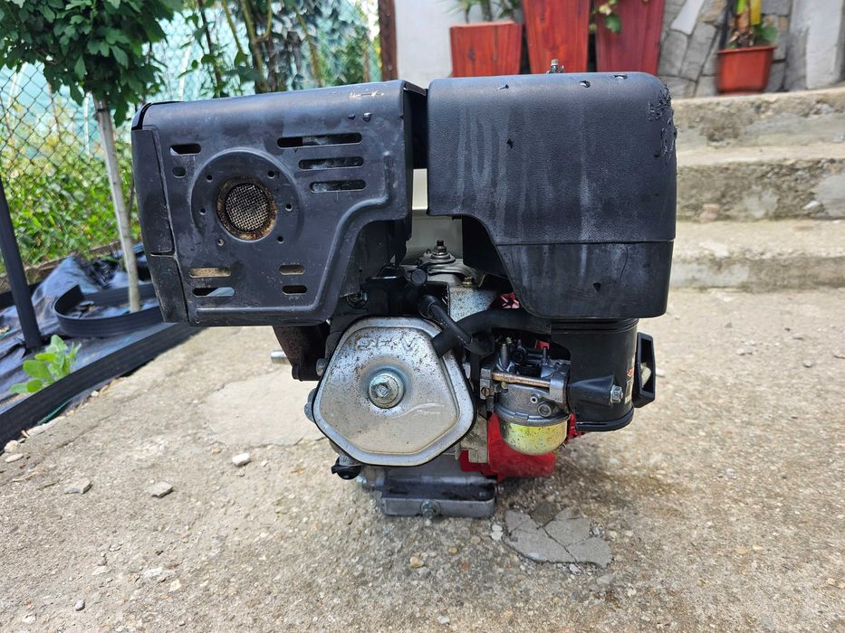 Двигател HONDA 9.к.с за Косачка,Фреза,Агрегат и др. ПЕРФЕКТЕН