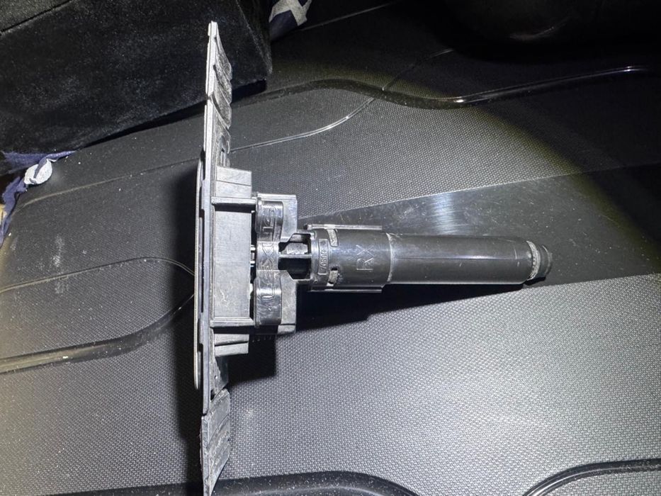 Форсунка омывателя фар lexus RX 4 поколения