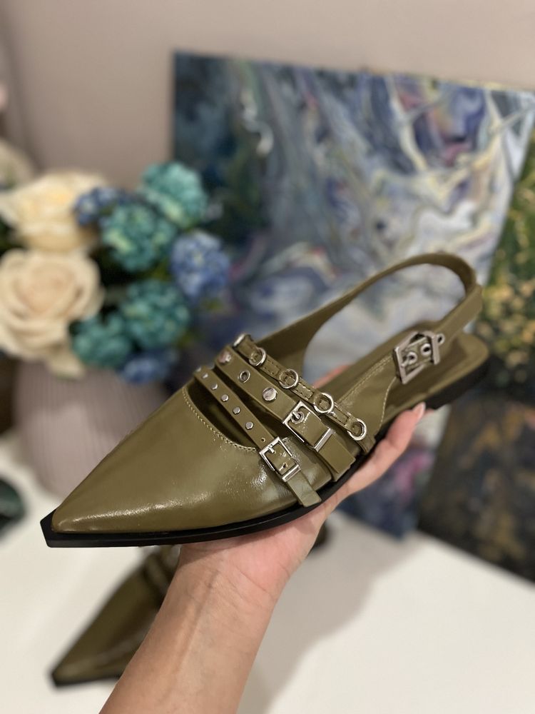 Обувки Stradivarius