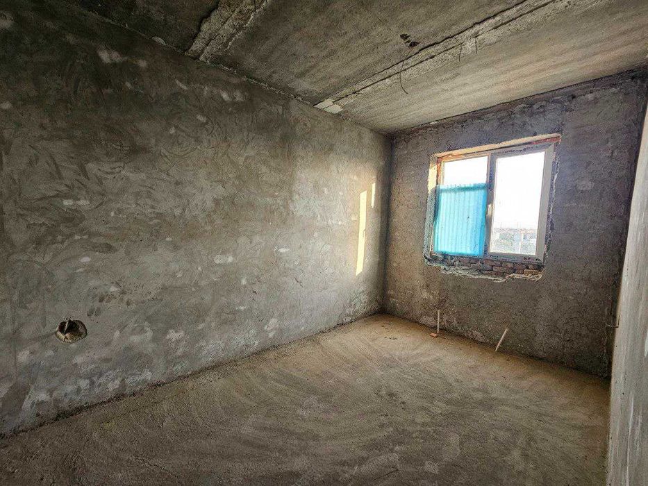 Продаётся 3х комн квартира на 5 этаже Ор-р  Когон Янги Хаёт