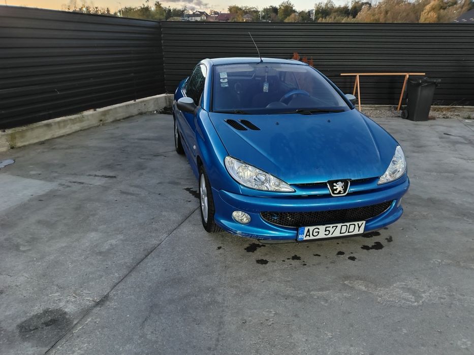 Vând Peugeot 206 cc