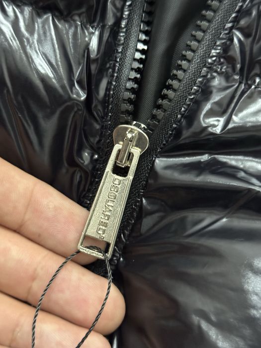 ТОП Dsq*ared2 яке черно с качулка