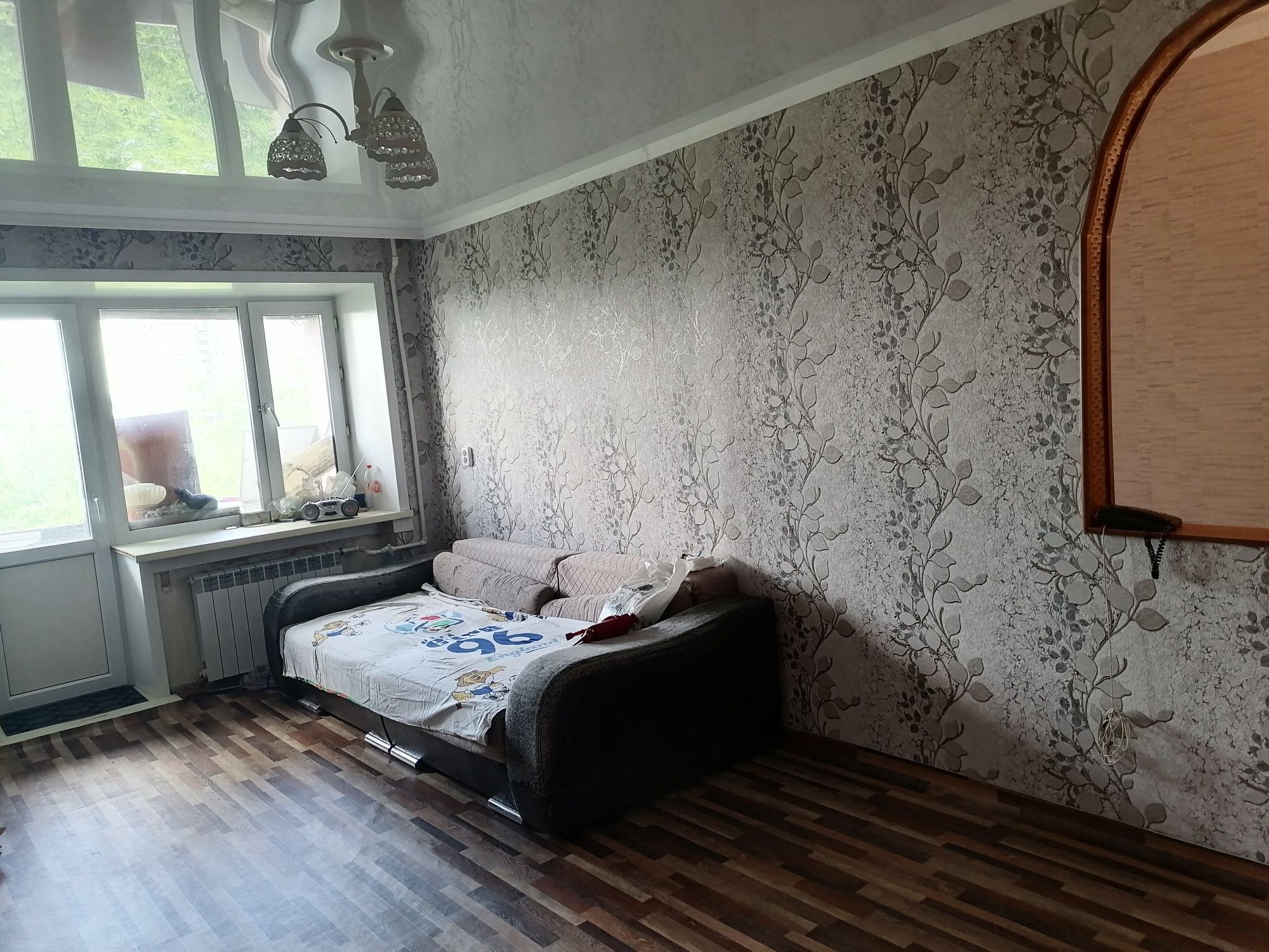 Продаю двух комнатную квартиру в городе. Срочно!!!ТОРГ ВОЗМОЖЕН!!!