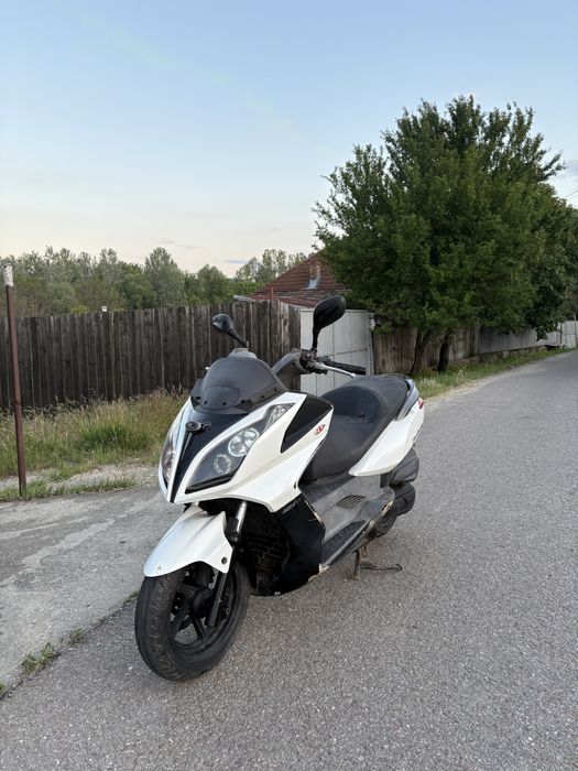 Kymco dinkstreet 125i