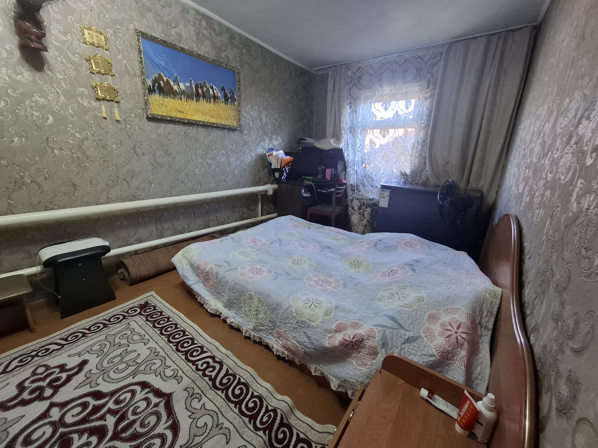 Продам отдельно стоящий дом, рабочий.