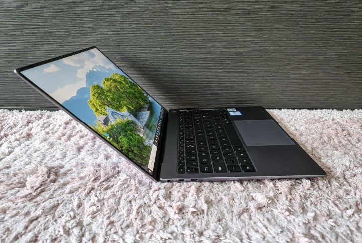 Laptop Ultraportabil Huawei Matebook Pro X
