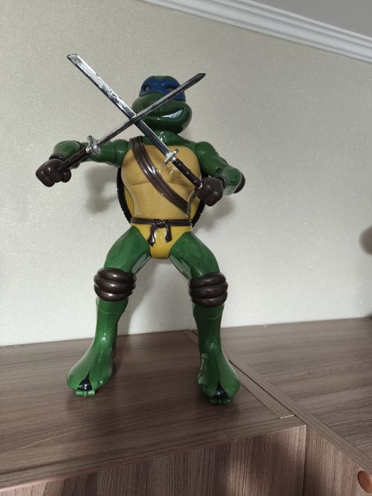 Продас детскую игрушку черепашка -ниндзя