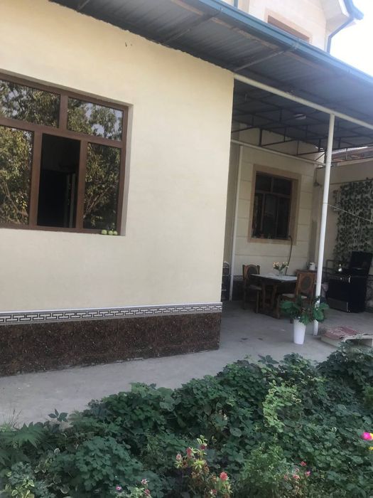 2 Qavatli Hovli uy sotiladi Shinam uy Zangiota Ray sentirda
