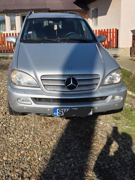 Dezmembrez Mercedes ML 270