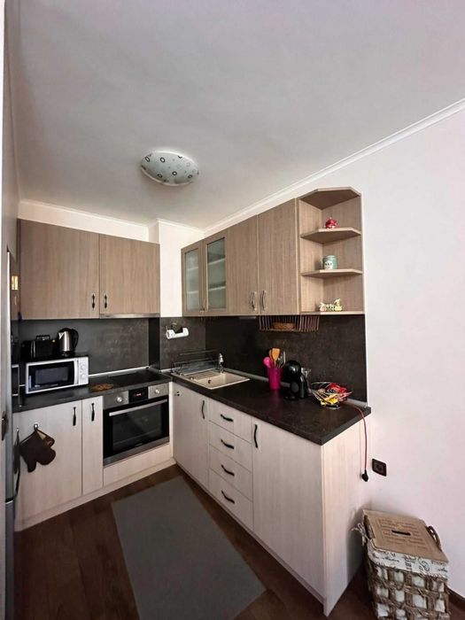 Двустайно жилище под наем в Тракия до Декатлон