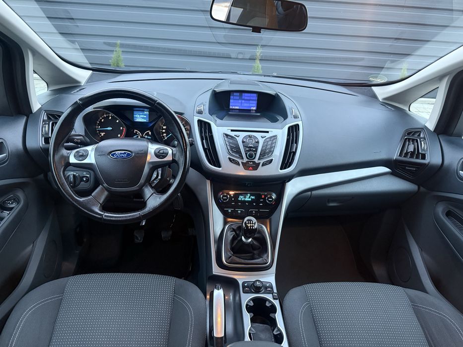 Ford Grand-Cmax 2013 7 Locuri