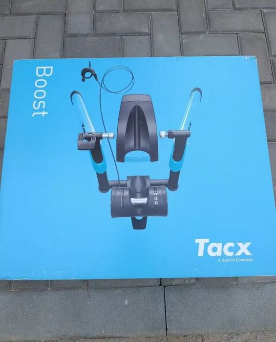 Tacx Boost – велотренажор идеален за зимни и домашни тренировки