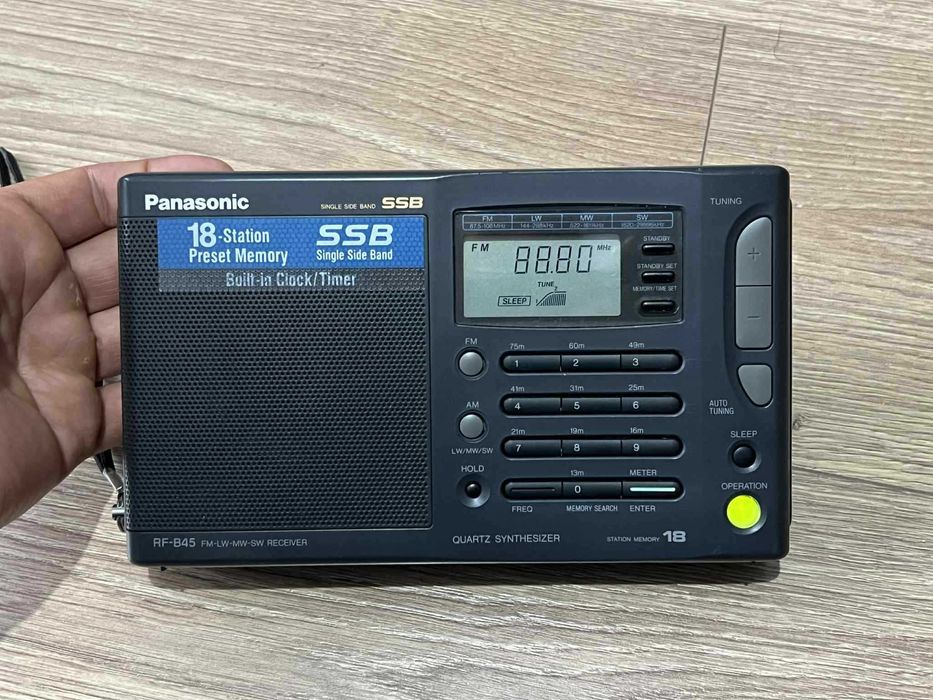 Radio Panasonic RF-B45 ssb single side band radio FM LW MV SS AM Japan