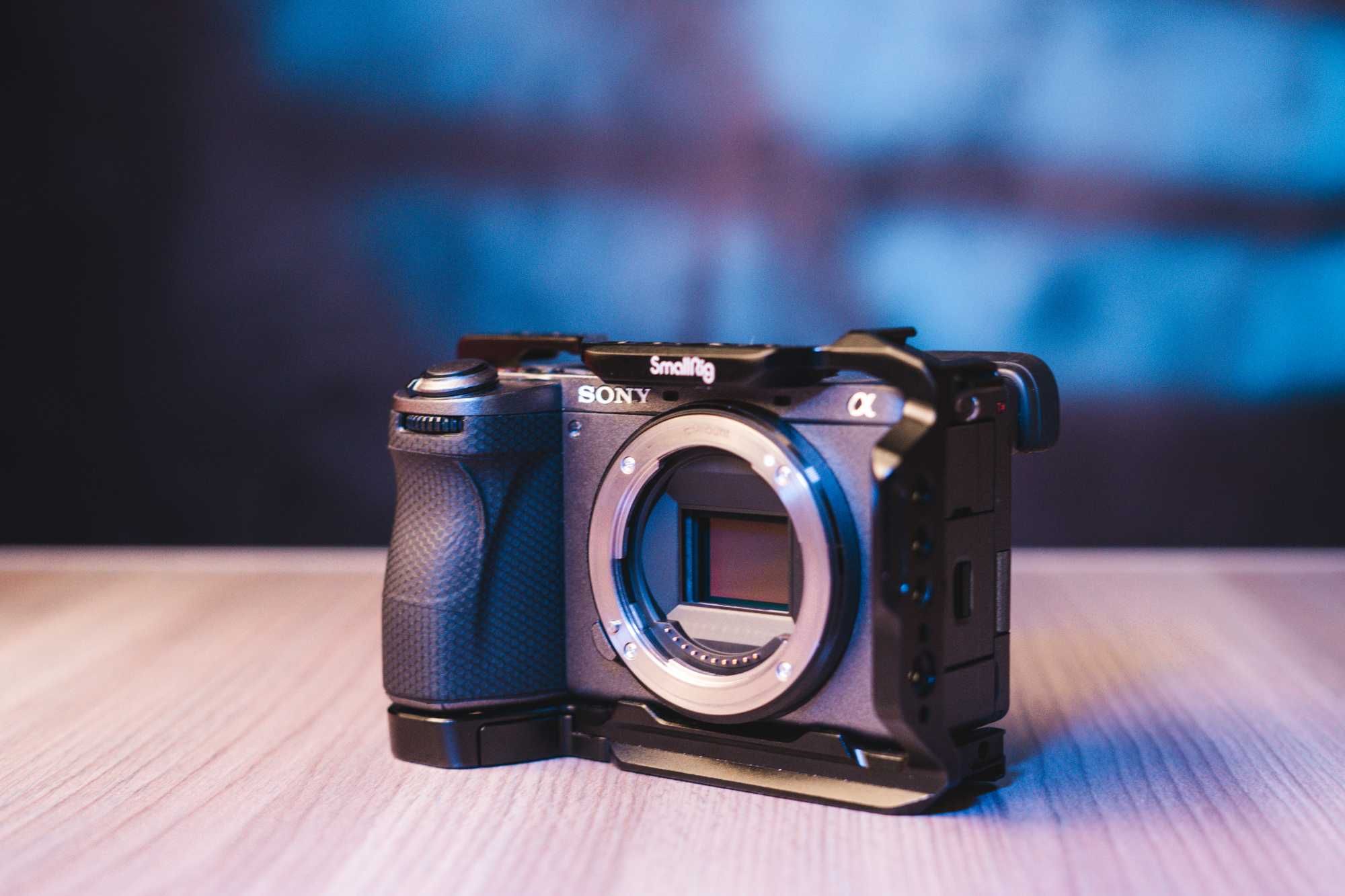 SONY a6700 в ГАРАНЦИЯ + SmallRig Клетка