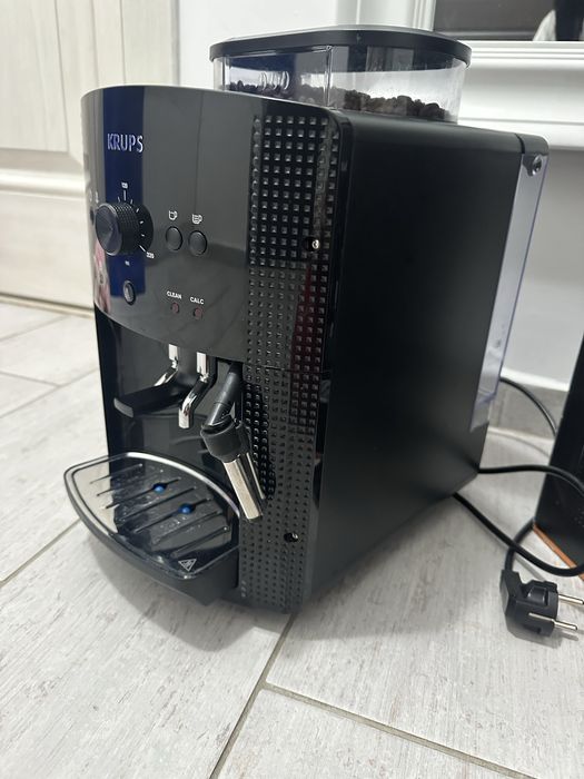 Espressor cafea boabe Krups +1kg lavazza