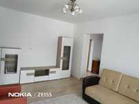 Dau in chirie apartament 3 camere zona centrala
