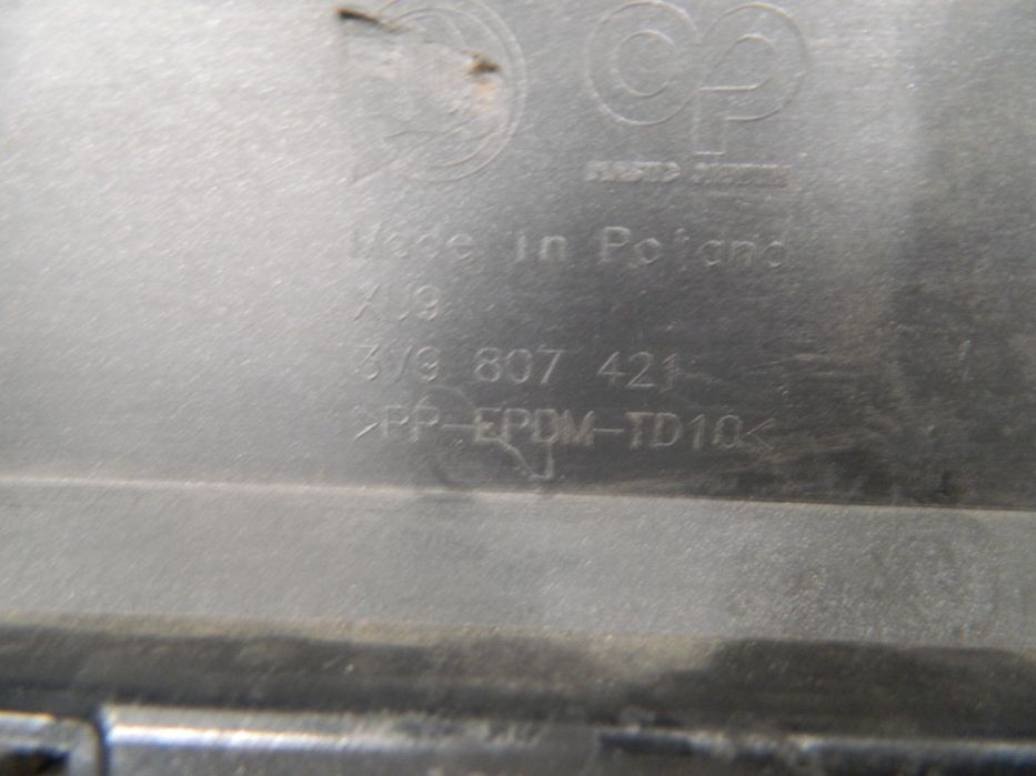 Bara spate Jaguar F-Pace, 2015, 2016, 2017, 2018, 2019, 2020, HK83-17D781-AAW.