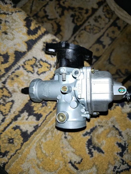 Продам два карбюратора на мотоцикл