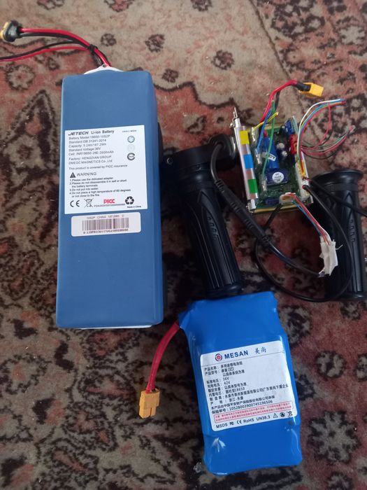Baterie bicicletă electrică  și controler noile 36v 5.4ah.