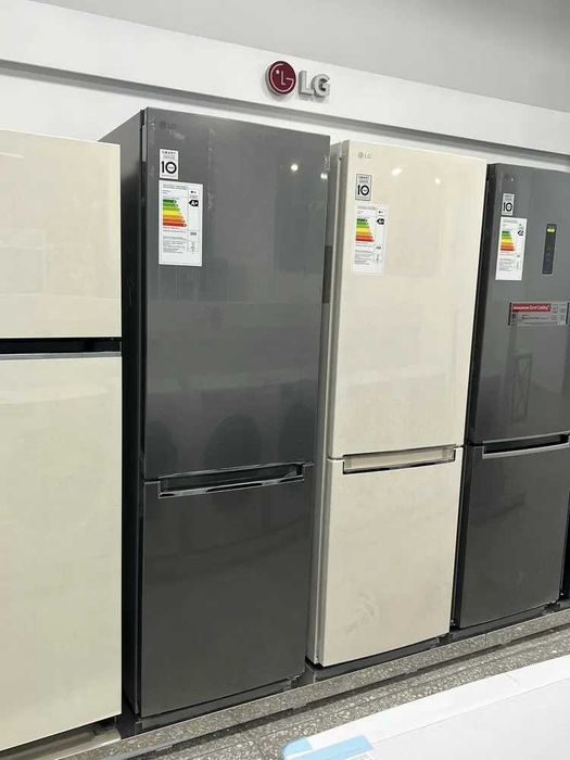 Холодильник LG есть доставка + установка любой ассортимент есть