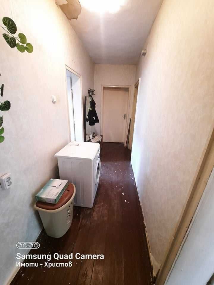 Етаж от къща с двор, района на пазара