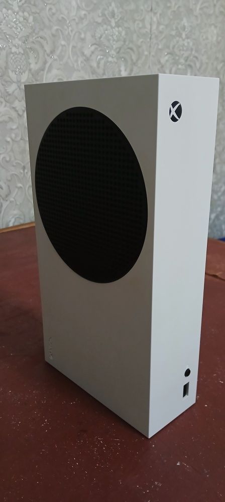 Продам Xbox series S