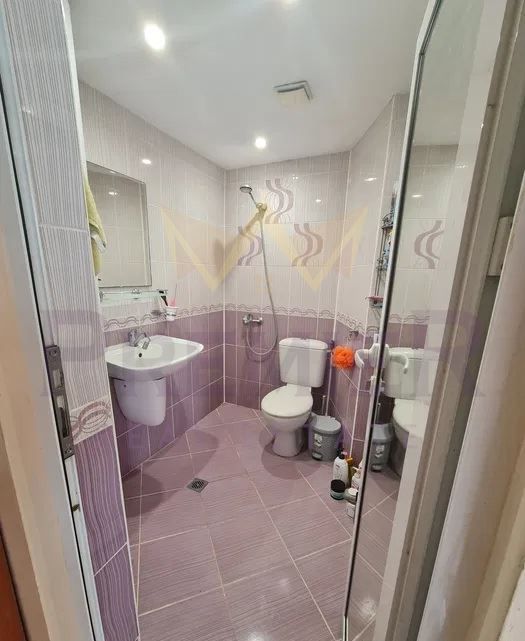 Дава се под наем Тристаен апартамент в Варна, Базар Левски - 70 кв.м за 408 € - Снимка #10