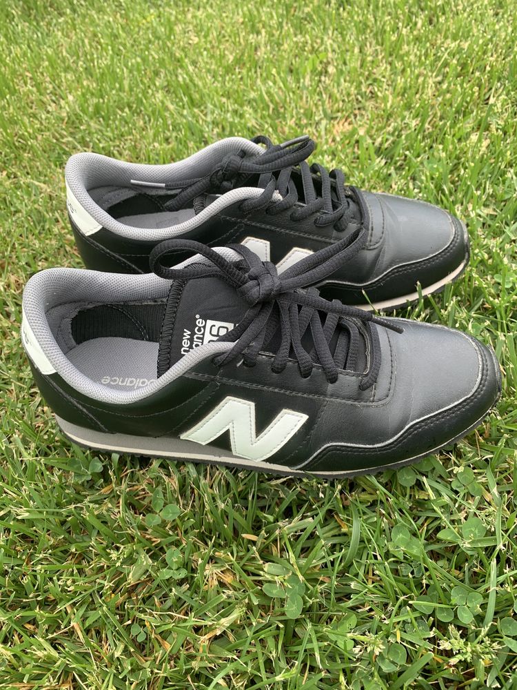 Adidasi New Balance