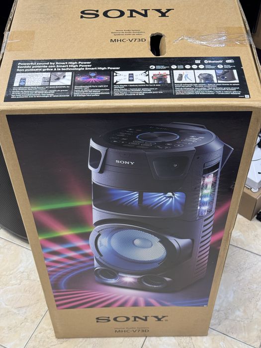 Продавам нова аудио система Sony MHC-V73D