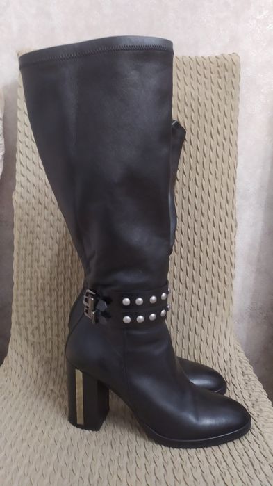 Продам демисезонные сапоги, Италия,