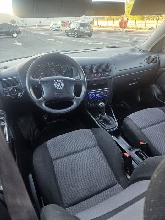 Vând golf 4 1.4 16v