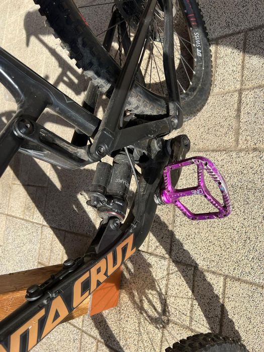 Santa Cruz Nomad v5 VAND URGENT‼️