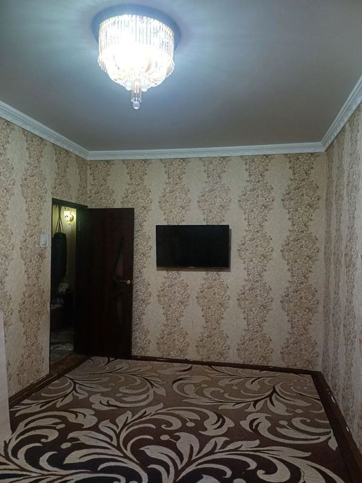 14 квартал. 3/2/4. Вдоль метро