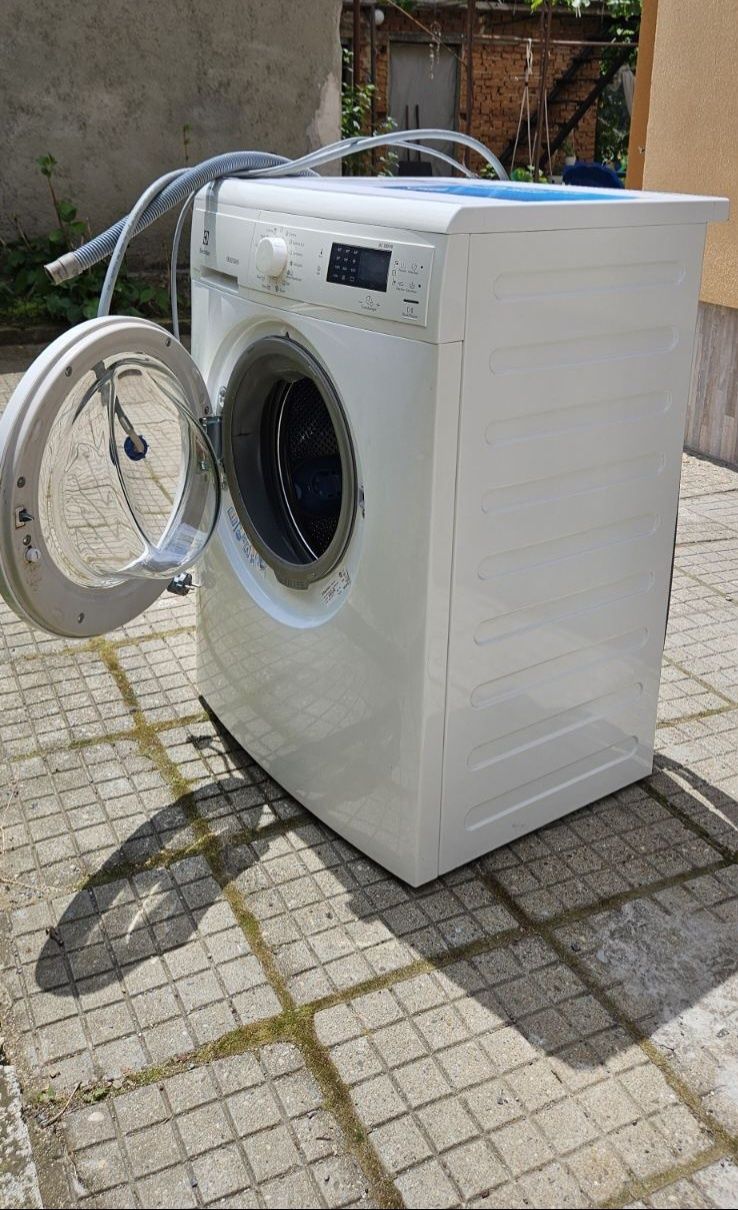 Пералня Electrolux