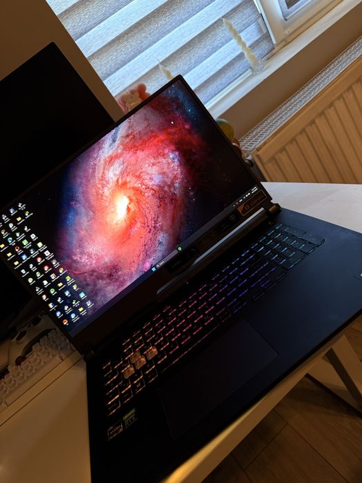 Laptop Asus Rog Strix G17