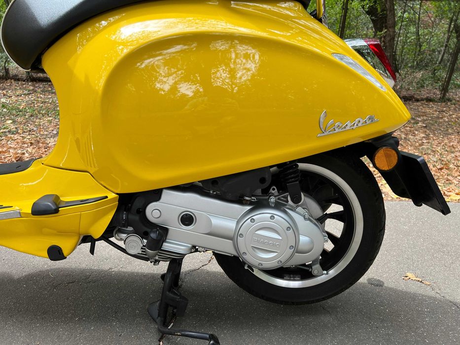 Vespa Sprint 50, CDI Malossi 60km/h, casca inclusa (Primul Proprietar)