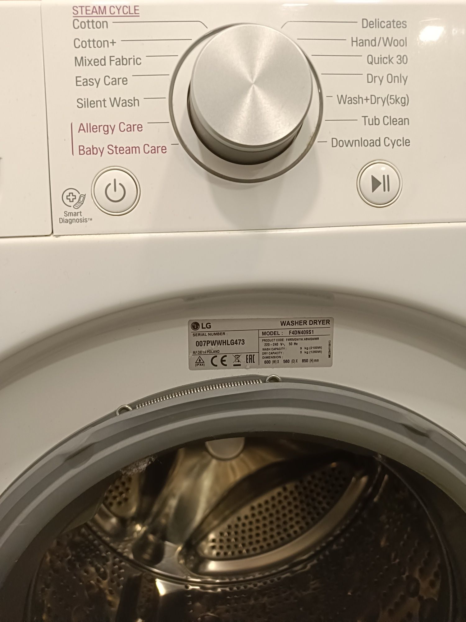 Vând mașină de spălat rufe  cu uscător LG, 9/5 kg, clasa A++