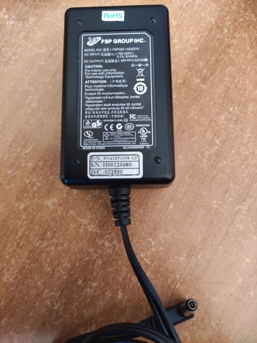 Alimentator 48 volti 0.52 amperi model FSP025-1AD207A IP telefon