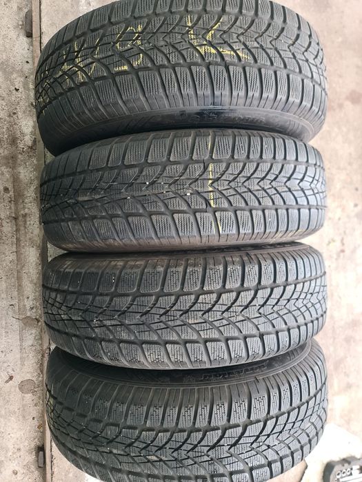 215 70 16 Duster Bigster Dunlop 4 anvelope iarna ca noi
