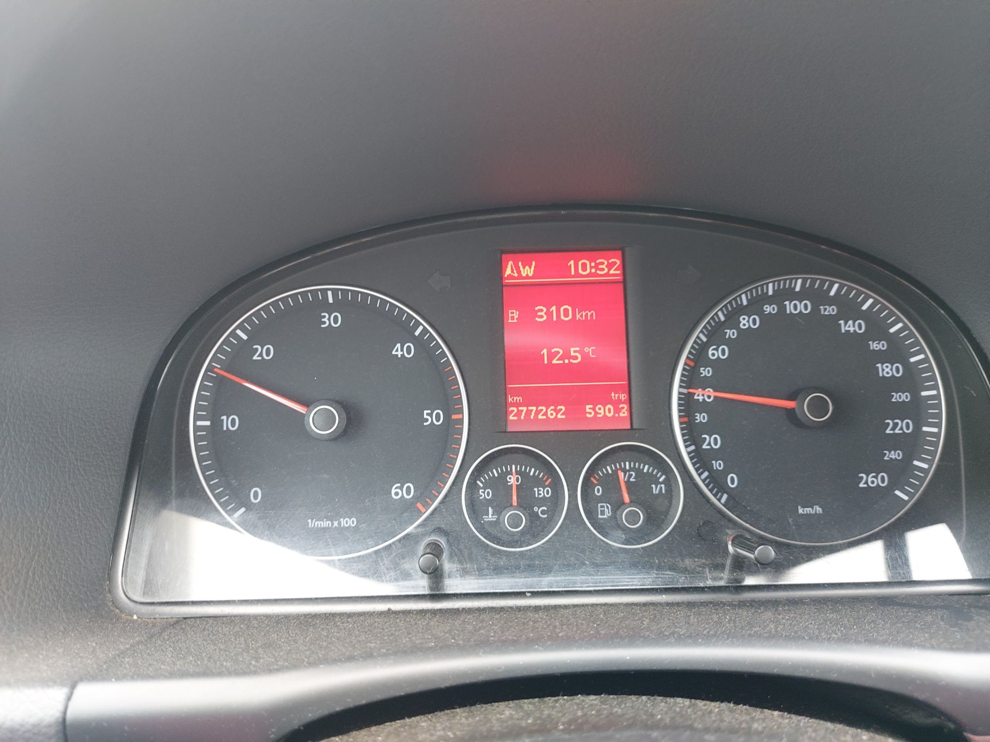 Volkswagen Touran 2.0 TDI face-lift СПЕШНО
