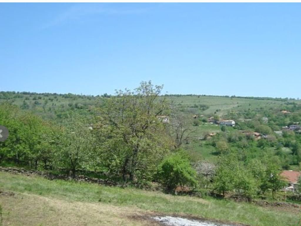 Продавам три парцела УПИ ,ТОК И ВОДА