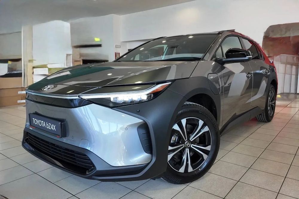 Toyota BZ4X Autoturism nou